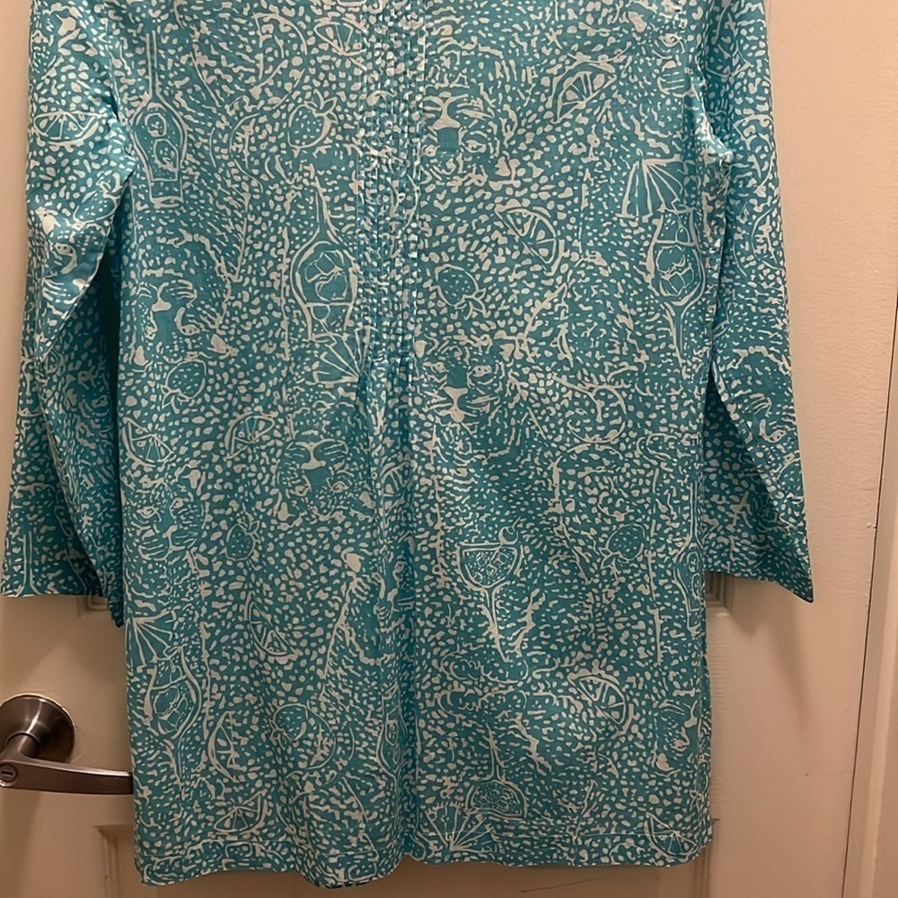 Lilly Pulitzer Sarasota beaded tunic. Shorely blue ice cake. EUC! Size small. - Picture 10 of 14